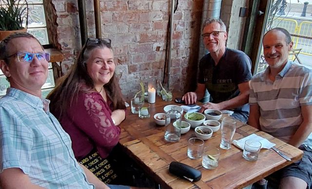 Enjoying dinner with Koen Visscher,  Charles Wolgemuth and Ingmar Riedel-Kruse