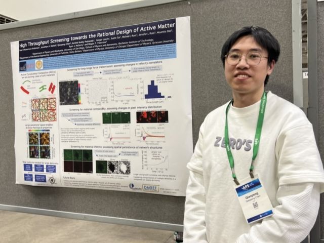 Qiaopeng presenting his research